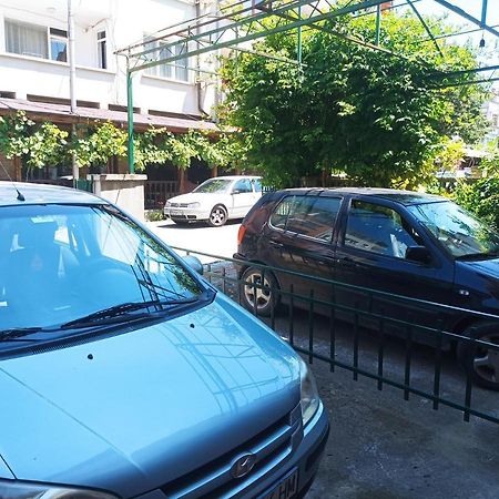 Kiki - Family Apartment Приморско Екстериор снимка