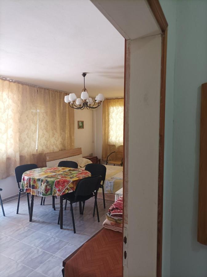 Kiki - Family Apartment Приморско Екстериор снимка